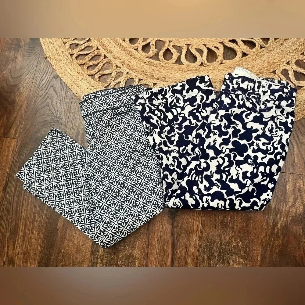 Lilly Pulitzer Horse Of Course + Floral Corduroy Capris Palm Beach Fit Size 4